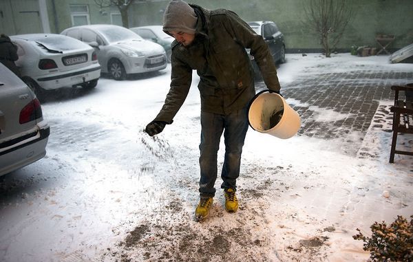 Slik beskytter du billakken mot salt, grus og steinsprut i norsk klima Beskytt billakk